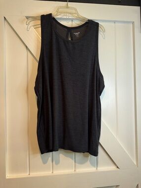 Old Navy Women's Charcoal Gray Racerback Tank Top